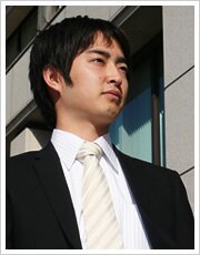 井上 純也